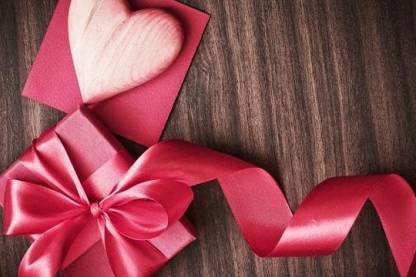10 лучших подарков для нее на 14 февраля из секс-шопа