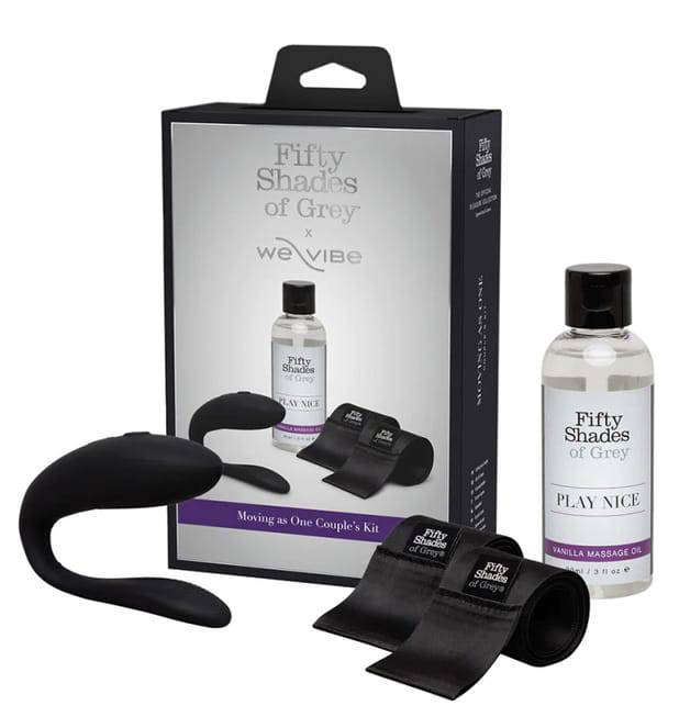 Набор Moving As One We-Vibe Sync Lite + массажное масло Fifty Shades of Grey Play Nice и повязка для фиксации, черный
Набор Moving As One We-Vibe Sync Lite + массажное масло Fifty Shades of Grey Play Nice и повязка для фиксации, черный