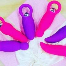 Вибратор на батарейках и со встроенным аккумулятором – в чем разница? 