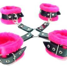 Фиксатор запястий к лодыжкам BDSM Арсенал с мехом, розовый