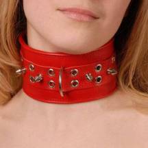 Ошейник с шипами широкий красный