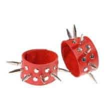 Напульсники с шипами и заклепками Sitabella, красные. Нет в наличии Напульсники с шипами и заклепками Sitabella, красные