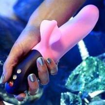 Вибратор или пульсатор — что выбрать для секса?