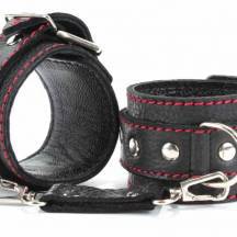 Наножники BDSM Арсенал с клепками и контрастной строчкой, черные