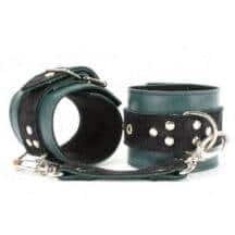 Наножники BDSM Арсенал Lady's Arsenal с замшевым ремешком, изумрудные. Нет в наличии Наножники BDSM Арсенал Lady's Arsenal с замшевым ремешком, изумрудные