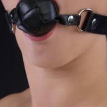 Кляп черный. Нет в наличии Кляп черный