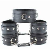 Набор для фиксации BDSM Арсенал с заклепками, черный. Нет в наличии Набор для фиксации BDSM Арсенал с заклепками, черный