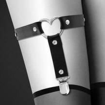 Гартер Bijoux Pour Toi с металлическим сердцем, чёрный Гартер Bijoux Pour Toi с металлическим сердцем, чёрный