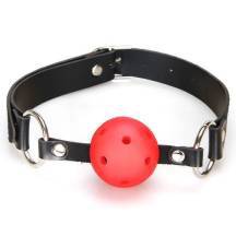 Кляп-шарик с отверстиями для дыхания Lux Fetish, красный Кляп-шарик с отверстиями для дыхания Lux Fetish, красный