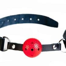 Кляп-шар Toyfa Theatre с отверстиями для дыхания, красный