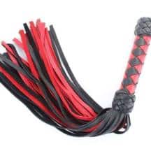 Плеть черно-красная с плетеной ручкой БДСМ арсенал. Нет в наличии Плеть черно-красная с плетеной ручкой БДСМ арсенал