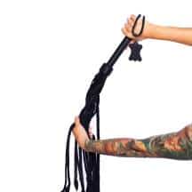 Плетеный флоггер Scandal из натуральной кожи большой, черный