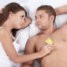 Как правильно и быстро надеть презерватив?