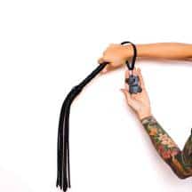 Плетеный флоггер  Scandal из натуральной кожи, черный