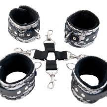 Фиксатор запястий к лодыжкам Toyfa Marcus, серебристый. Нет в наличии Фиксатор запястий к лодыжкам Toyfa Marcus, серебристый