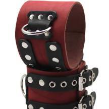 Наножники с заклепками и двумя ремешками Подиум без подкладки, красные. Нет в наличии Наножники с заклепками и двумя ремешками Подиум без подкладки, красные