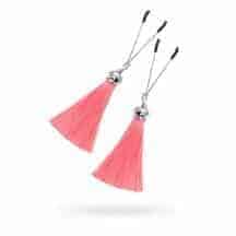 Зажимы на соски «вилки» с кисточками из шелка Pecado BDSM, металл, розовый. Нет в наличии Зажимы на соски «вилки» с кисточками из шелка Pecado BDSM, металл, розовый