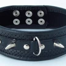 Ошейник с толстыми шипами