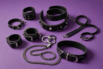БДСМ-аксессуары: от наручников до плёток — как выбрать и с чего начать