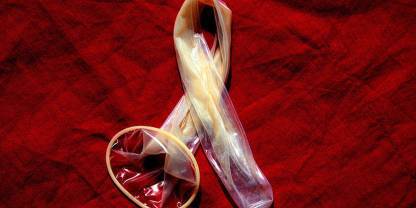 Аллергия на презервативы: кто виноват и что делать?