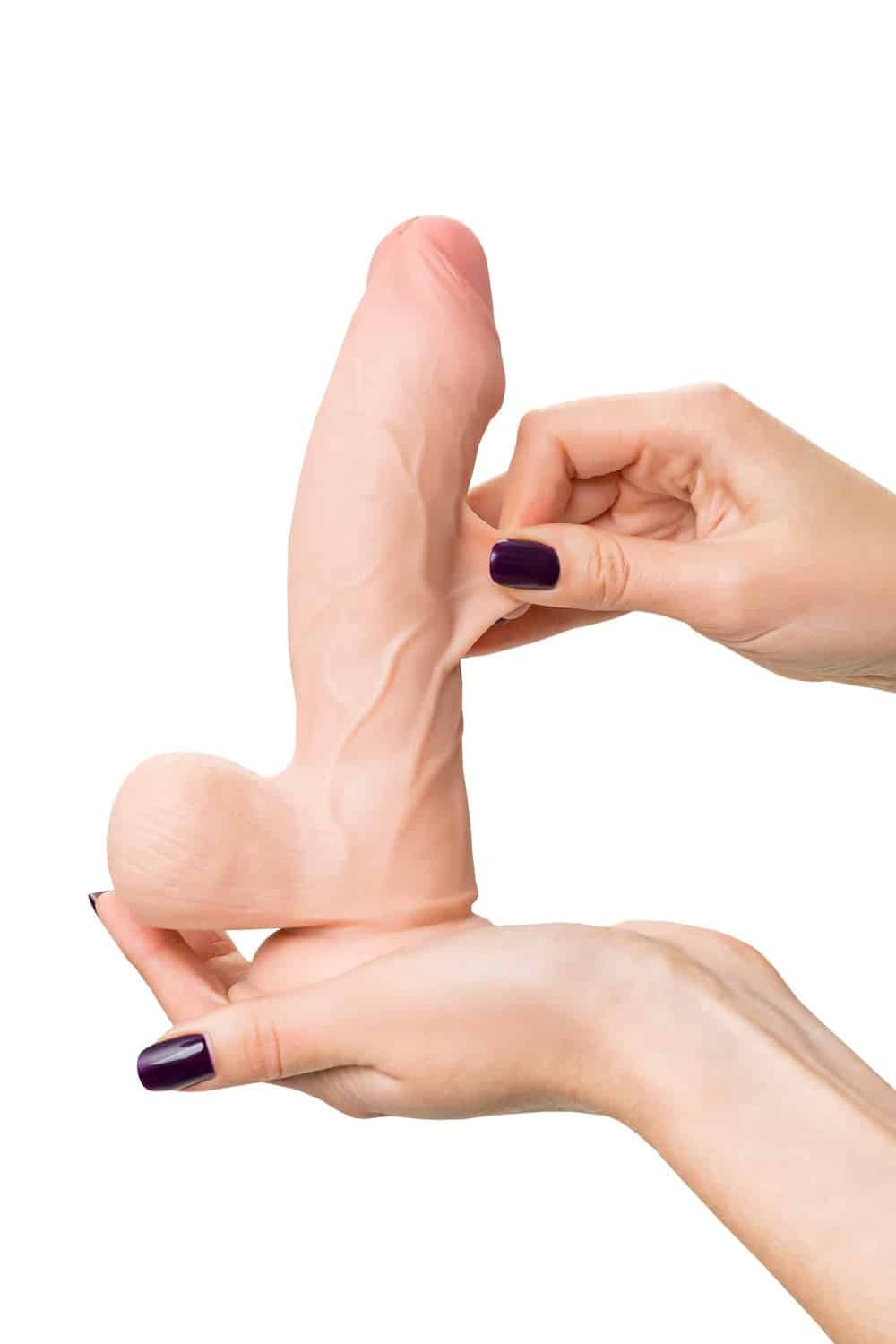 Фаллоимитатор с подвижной кожей и фиксацией формы Toyfa RealStick My BabeMy Treasure 18.5 см, телесный