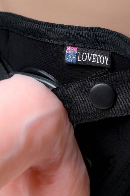 Вибрострапон на креплении LoveToy Uni, телесный, 19 см от IntimShop