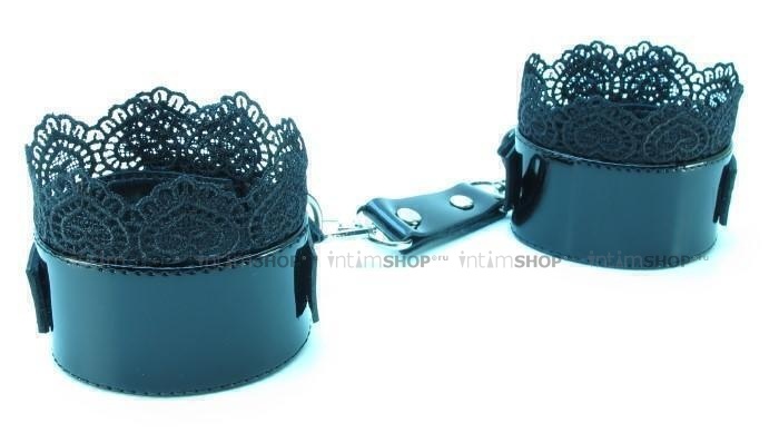 фото Изысканные наручники с чёрным кружевом BDSM Light