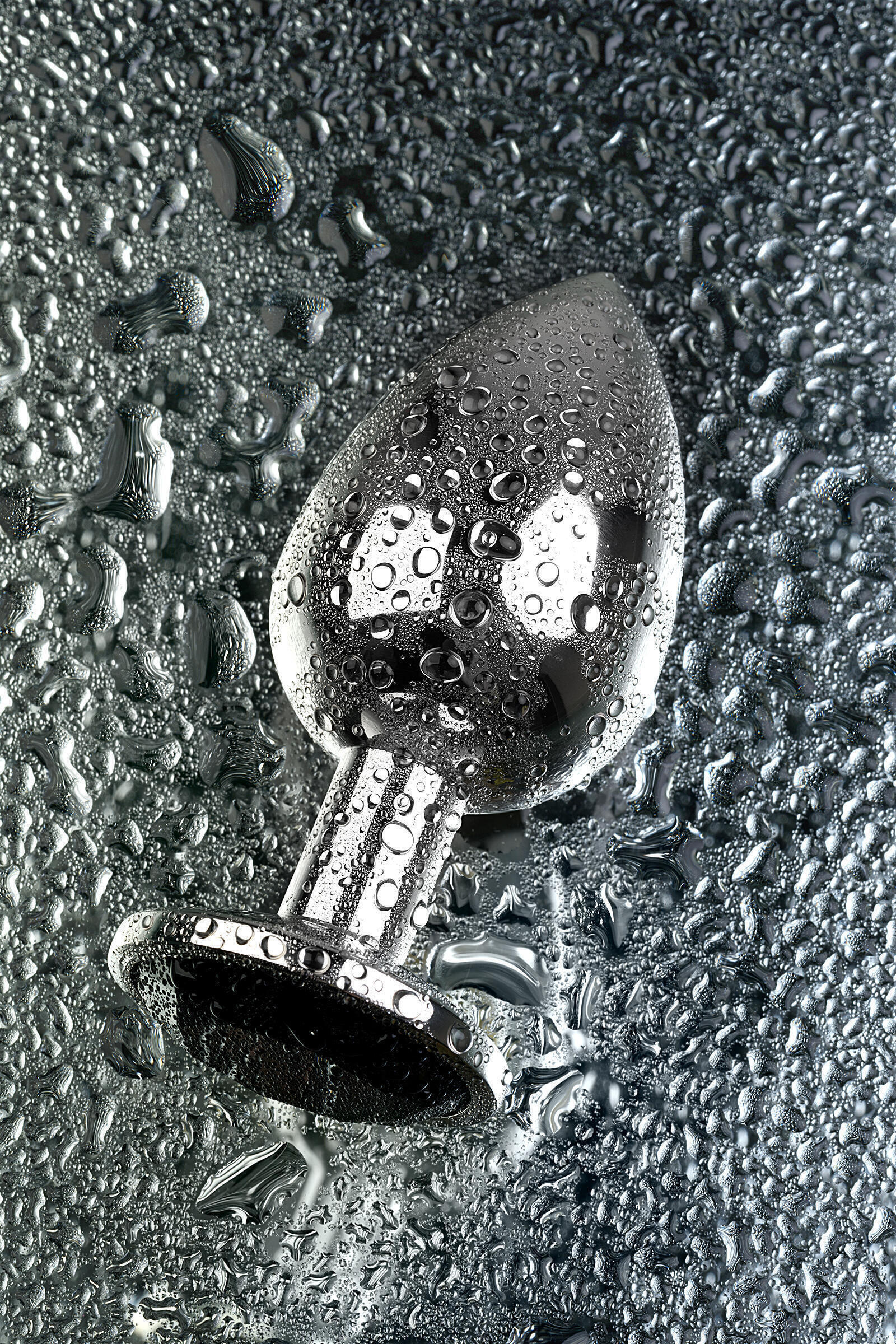 Анальная пробка Toyfa Metal с кристалом цвета турмалин, 9,2 см, серебристый