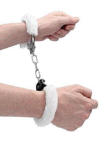 Металлические наручники Shots Ouch! Pleasure Handcuffs с белым мехом, серебристые