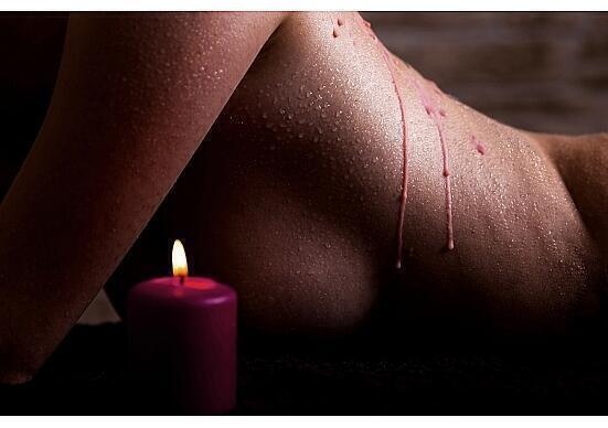 Низкотемпературная BDSM-свеча Shots Wax Play с ароматом розы