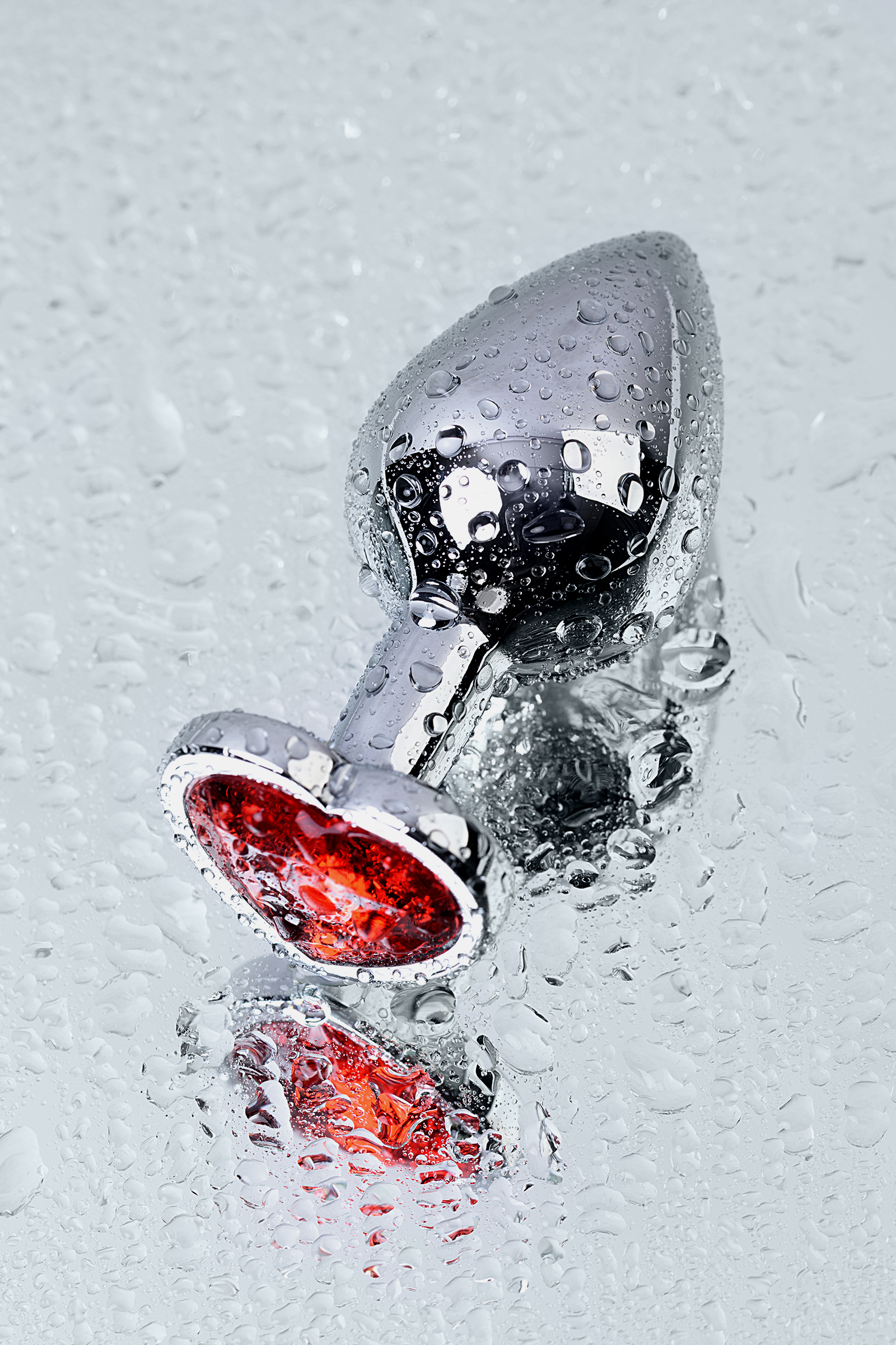 Анальная пробка Metal by Toyfa S с кристаллом-сердце цвета рубин, серебристая