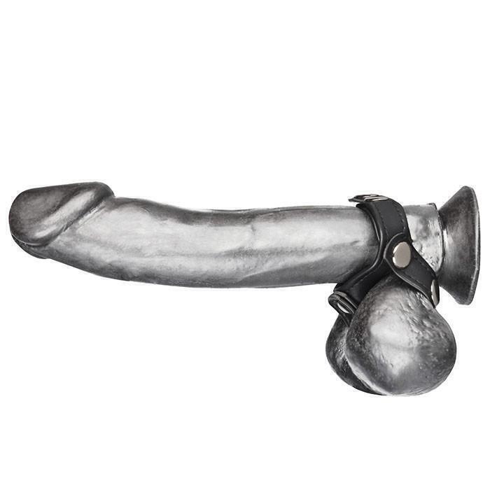Кольцо на пенис с разделителем мошонки на клепках V-Style Cock Ring