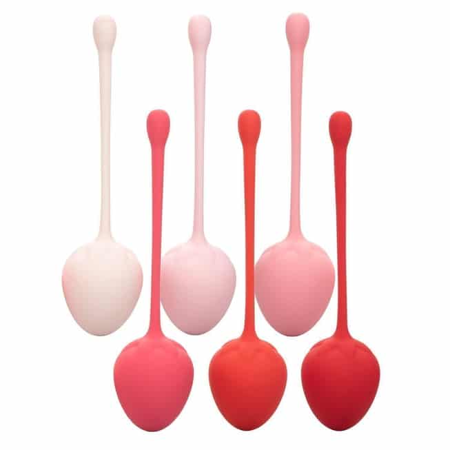 Набор вагинальных шариков California Exotic Novelties Kegel Training Set Strawberry