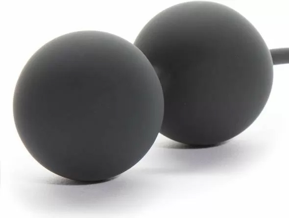 Вагинальные шарики Fifty Shades of Grey Tighten and Tense со смещенным центром тяжести, черные